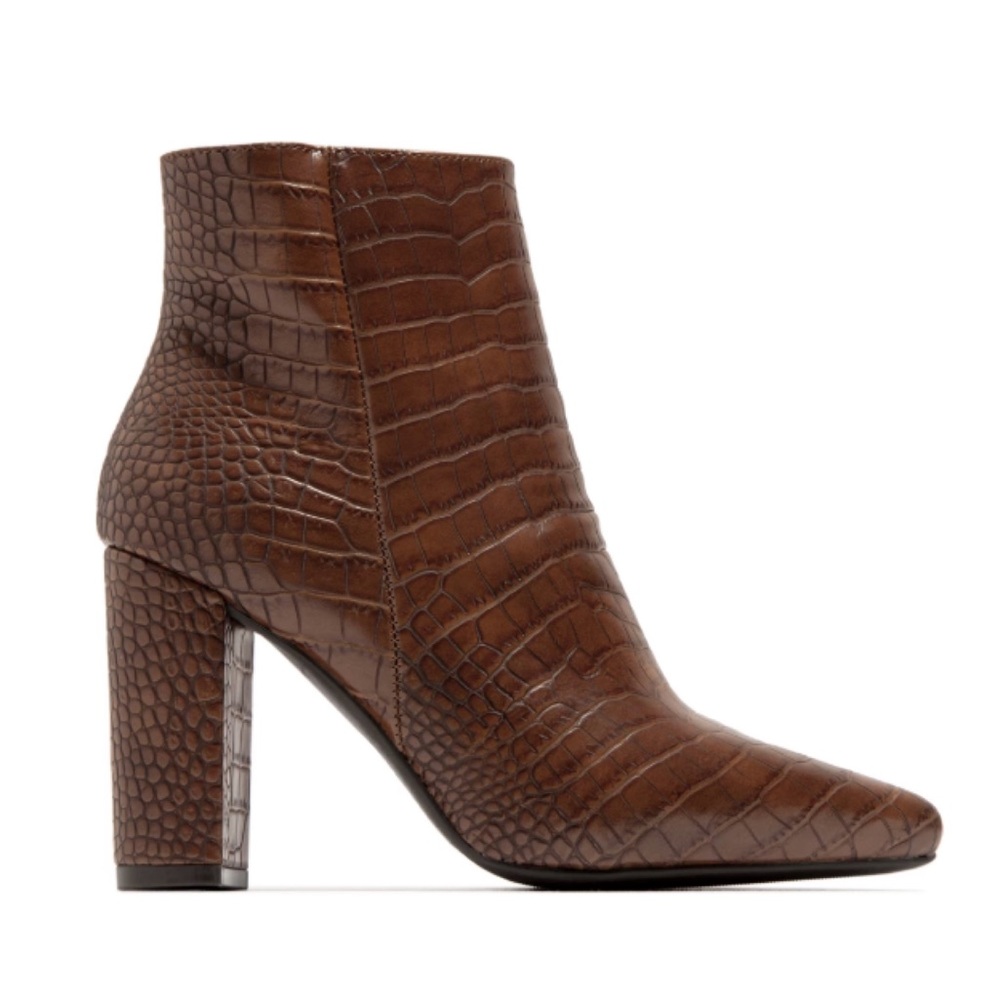 *SALE* Crocodile Chunky Heel Zippered Ankle Boots